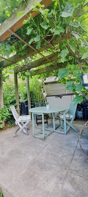 Entertainment Pergola- click for photo gallery